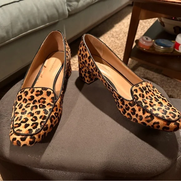 NWT Banana Republic Size 9 Leopard Print Loafers Banana Republic Women Calf Hair Leopard | Mercari main image 2